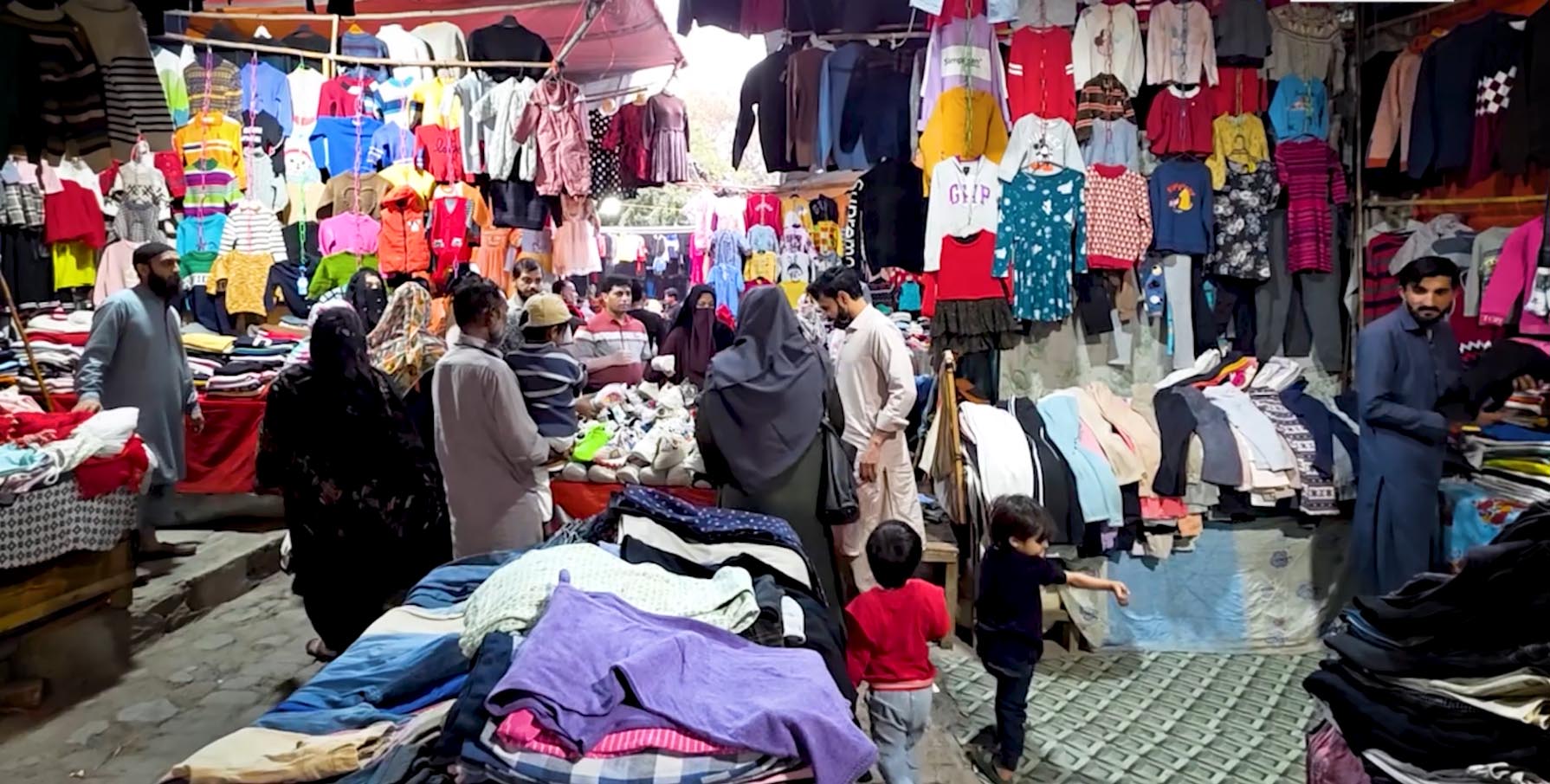 Designer coats for $9: Winter brings thrifting crowds to Lahore's landa bazaar